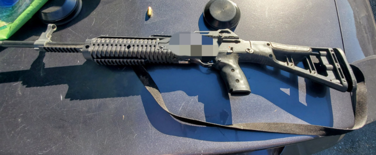 Police recover loaded semi-automatic rifle in Vancouver’s Strathcona neighbourhood