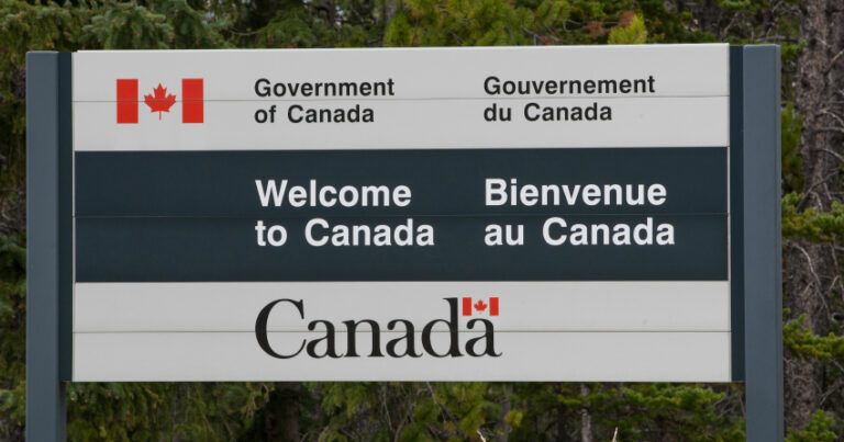 Canada to keep border with U.S. closed until at least Oct. 21, says source