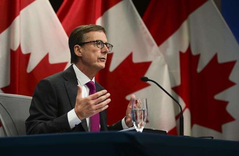 Macklem tells MPs that bond-buying program about lowering rates, not financing feds