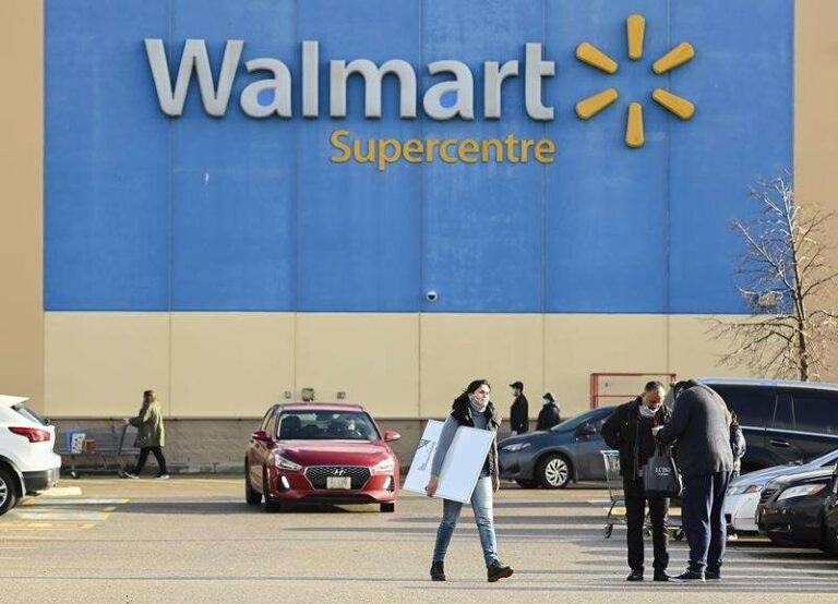 Walmart Canada to give 85,000 workers cash ‘appreciation’ bonus as COVID-19 surges