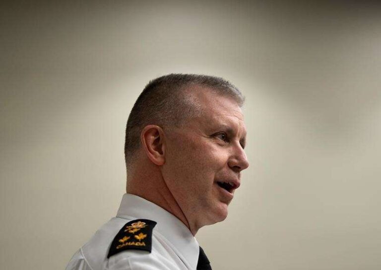 Navy commander Art McDonald tapped to steer Canadian military as new defence chief