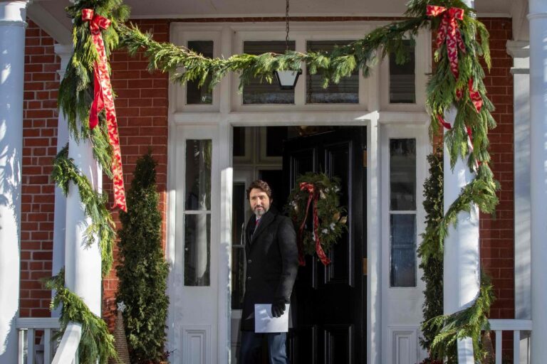 Trudeau urges compassion amid worsening coronavirus cases in Christmas message