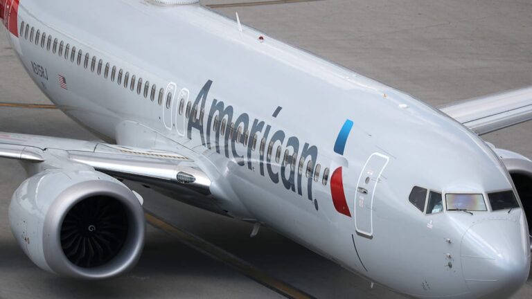 Woman accused of assaulting a flight attendant on American Airlines flight