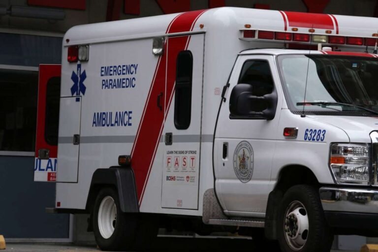 B.C. 911 operators can now hang up on callers waiting for ambulances