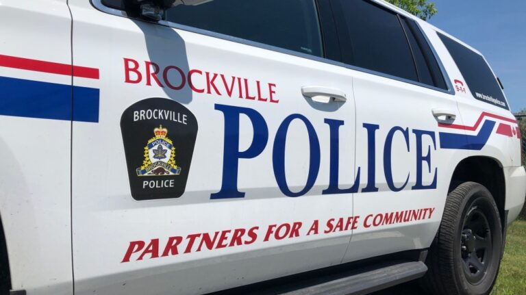 Youth dies after being hit by train in Brockville, Ont.