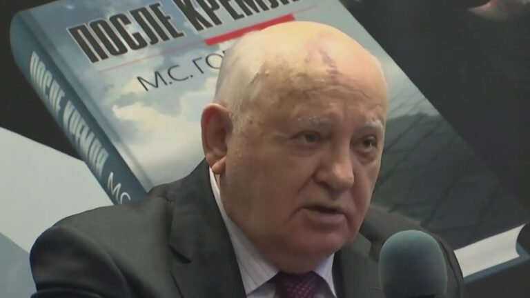 Mikhail Gorbachev funeral: Putin absent as Russians tribute former Soviet leader