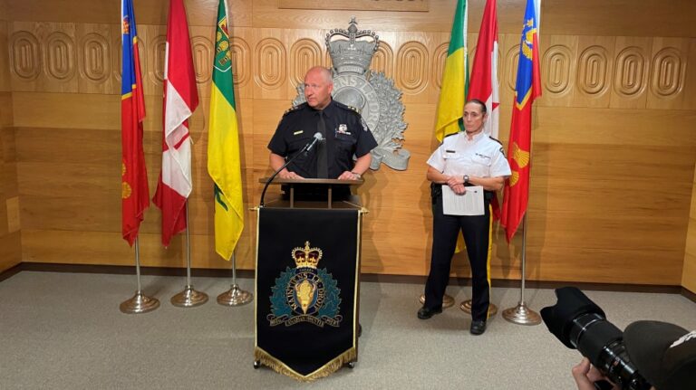 Sask stabbing suspect found dead, other suspect still at large: RCMP