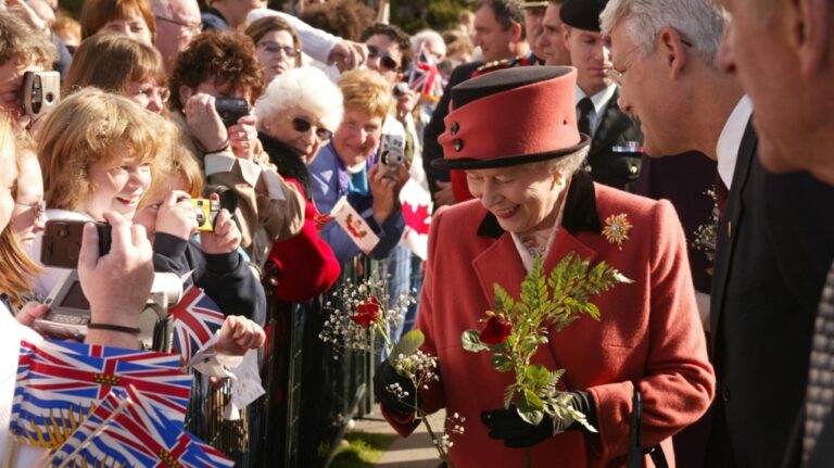 In pictures: Queen Elizabeth II’s last visit to B.C.