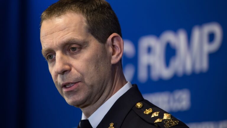 RCMP assistant commissioner Eric Stubbs hired as new Ottawa police chief