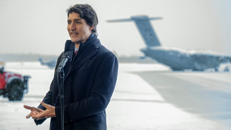 Read ‘Secret’ memo for Trudeau on unidentified object shot down over Yukon