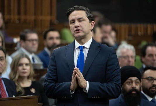 Liberals, NDP, Bloc accuse Conservatives of stalling Canada-Ukraine free trade deal