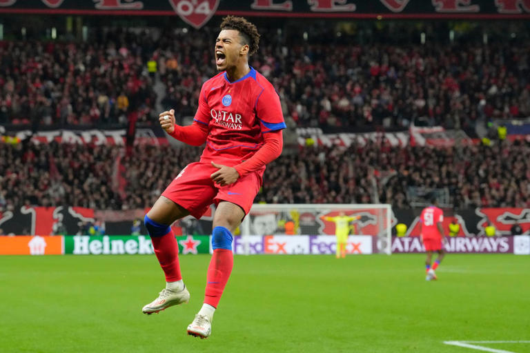 Leverkusen vs. PSG turns into chaos after 5 goals, two red cards and two penalties in the first half