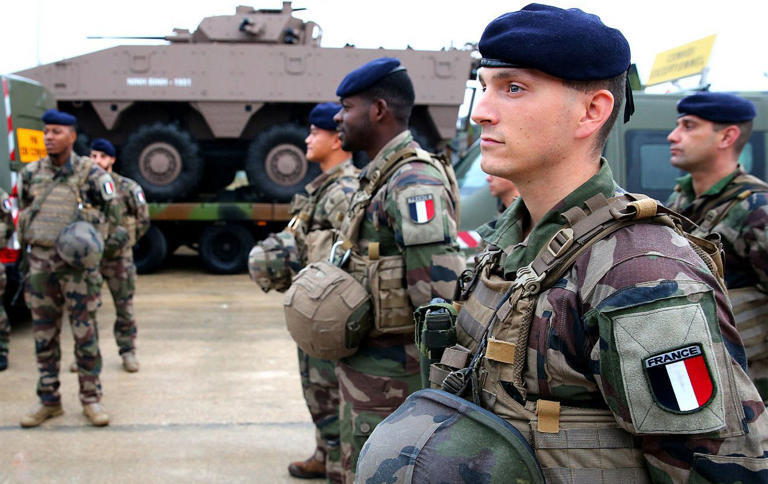 France to deploy troops in Ukraine as part of security guarantees, date announced