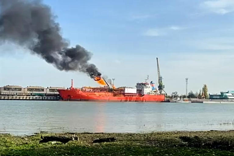 Russian strike hits Turkish LNG tanker in Odesa prompting evacuation of villages in Romania