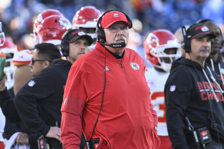 Kansas City Chiefs head coach Andy Reid watches during the second half of an NFL football game against the Tennessee Titans, Sunday, Dec. 21, 2025, in Nashville, Tenn. (AP Photo/John Amis)
© The Associated Press
